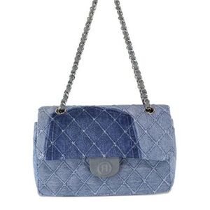 Chic Blue Quilted Shoulder Bag